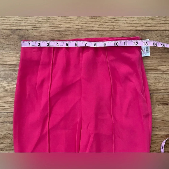 Cinq a Sept CROPPED BRIANNE PANT in berry jam - Picture 12 of 12